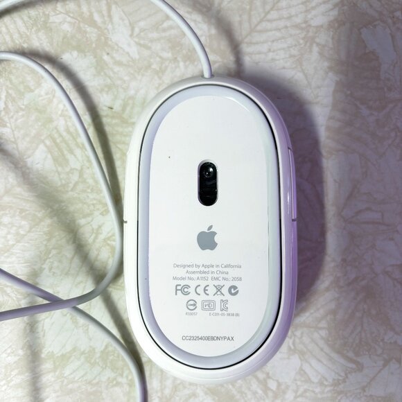 USB Apple Mouse - Picture 2 of 3